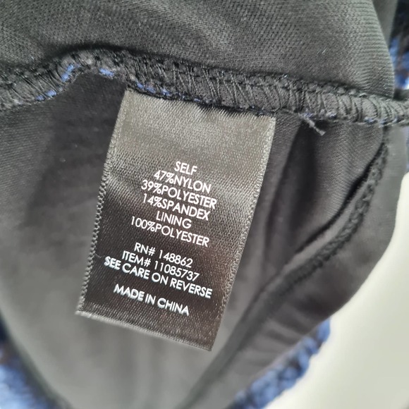 Torrid Plus Size Swirling Velvet Print Blouson Sleeve Blouse 1X - Picture 2 of 5